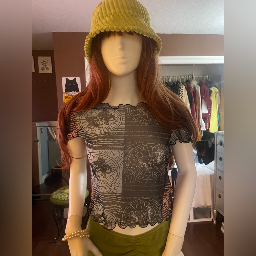 Zodiac top
